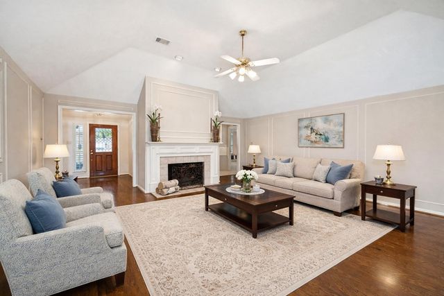 3206 Woodland View Drive, Kingwood, TX 77345