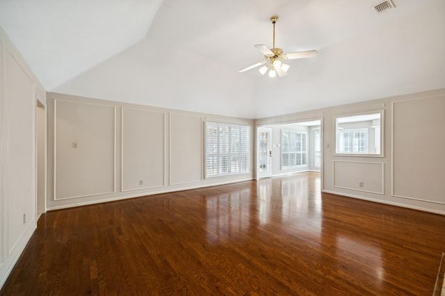 3206 Woodland View Drive, Kingwood, TX 77345