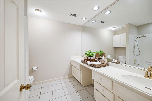 3206 Woodland View Drive, Kingwood, TX 77345