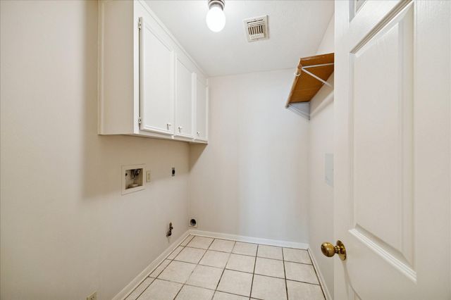 3206 Woodland View Drive, Kingwood, TX 77345