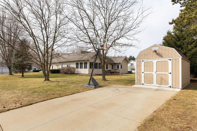 823 Star Drive, Black River Falls, WI 54615