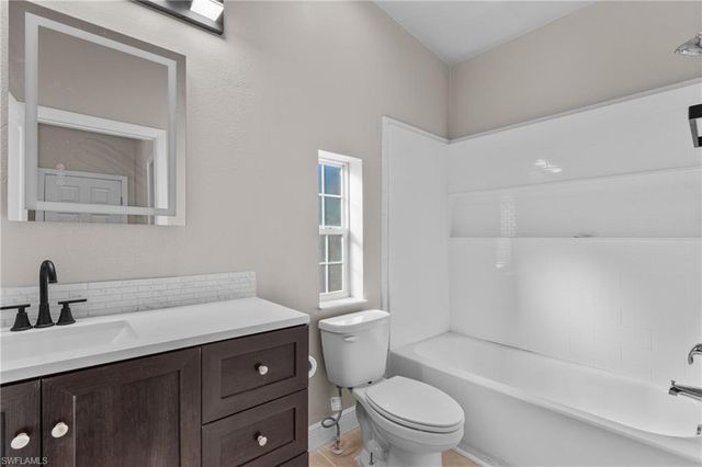 1505 E 15th ST, Lehigh Acres, FL 33972