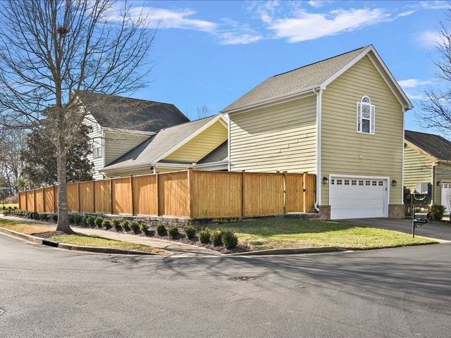 2976 Kingston Cir, S, Mount Juliet, TN 37122