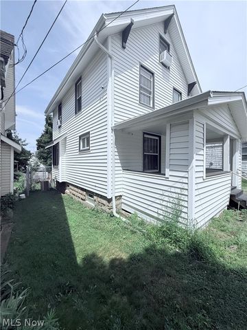 2132 10th Street SW, Akron, OH 44314