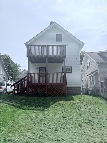 2132 10th Street SW, Akron, OH 44314