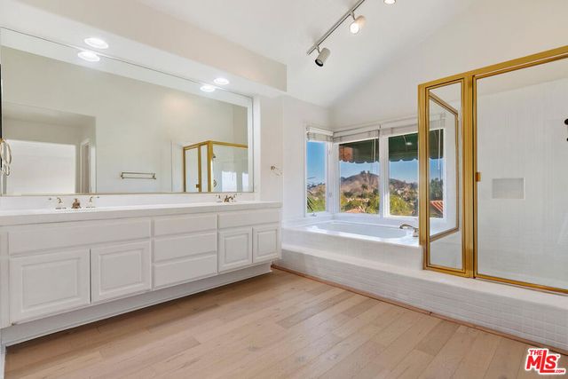 3767 Paseo Primario, Calabasas, CA 91302