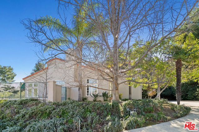 3767 Paseo Primario, Calabasas, CA 91302