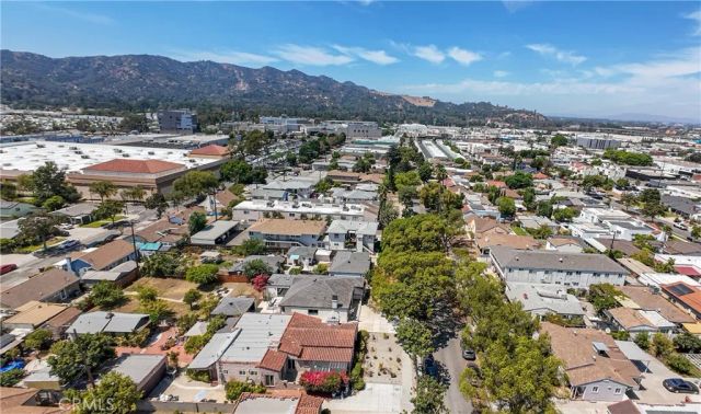556 Hawthorne, Glendale, CA 91204