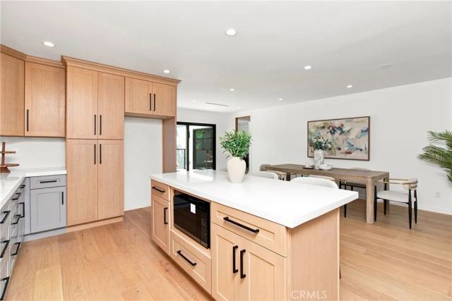 556 Hawthorne, Glendale, CA 91204