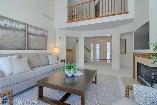 38309 Golfview Drive, Farmington Hills, MI 48331