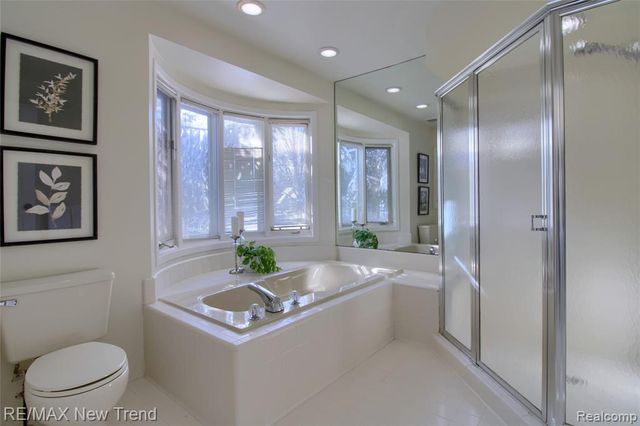 38309 Golfview Drive, Farmington Hills, MI 48331