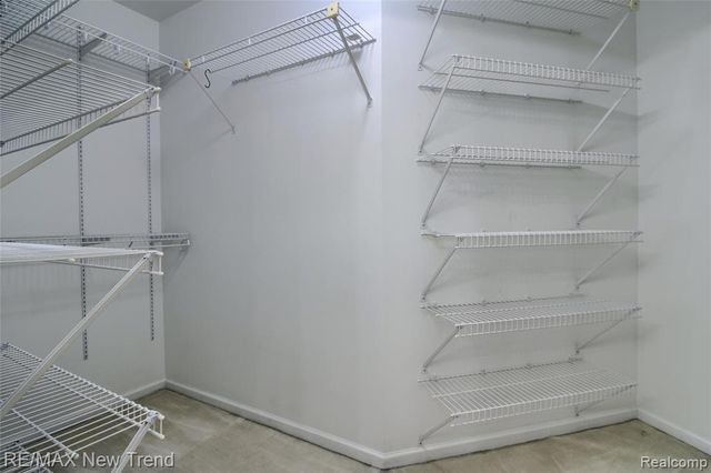 38309 Golfview Drive, Farmington Hills, MI 48331