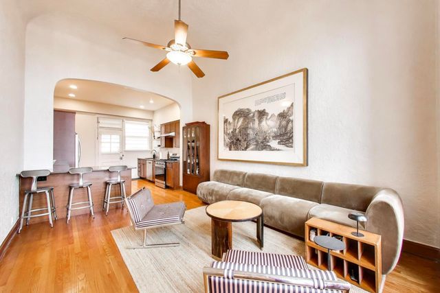 480 Sheridan Road 3, Evanston, IL 60202