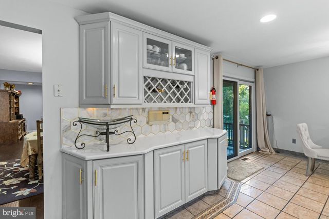 40 CHIPPENHAM DR, Voorhees, NJ 08043
