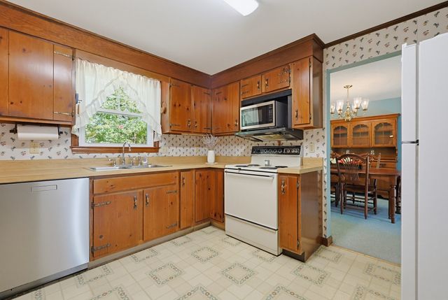 39 Janock Rd., Milford, MA 01757