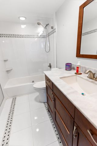 842 NE 20th Drive 842, Wilton Manors, FL 33305