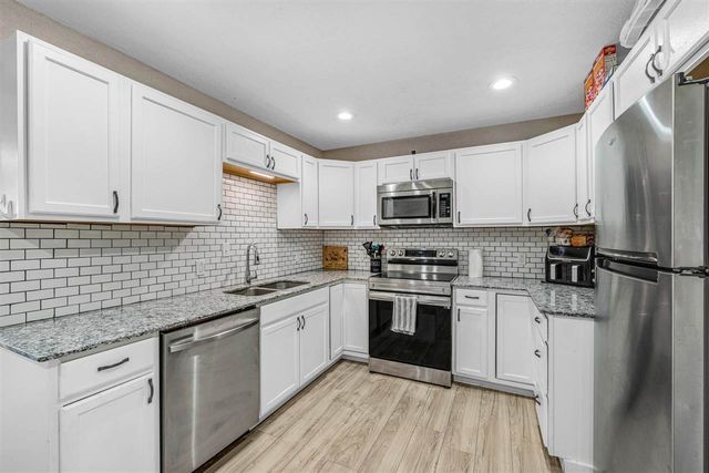 6918 SW Forest Ave, Lawton, OK 73505