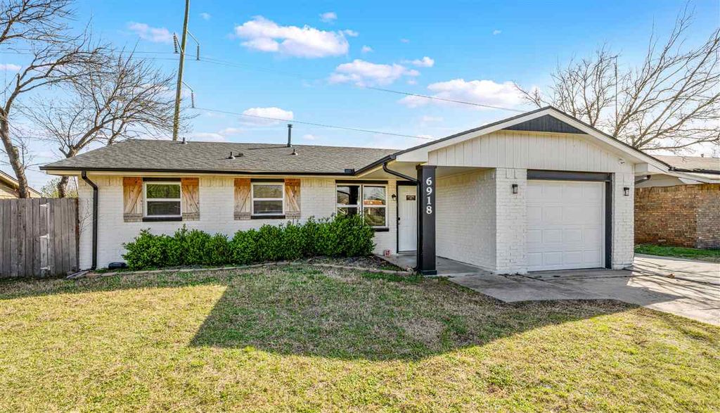 6918 SW Forest Ave, Lawton, OK 73505