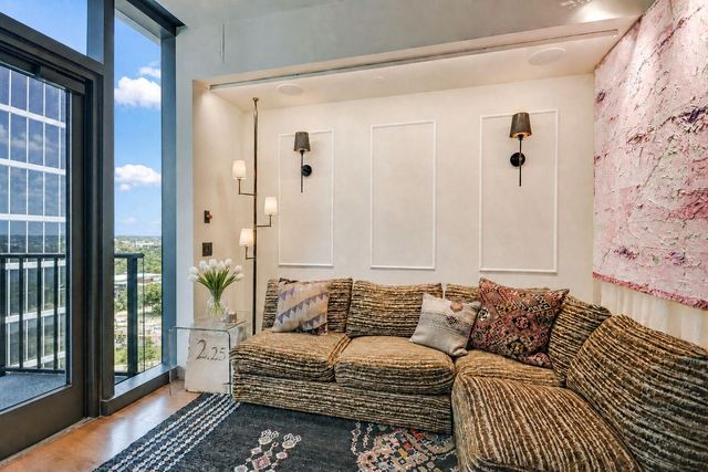 44 East Ave 1706, Austin, TX 78701
