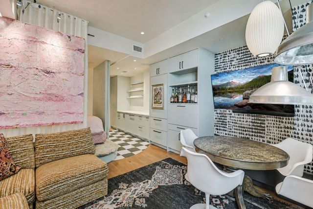 44 East Ave 1706, Austin, TX 78701