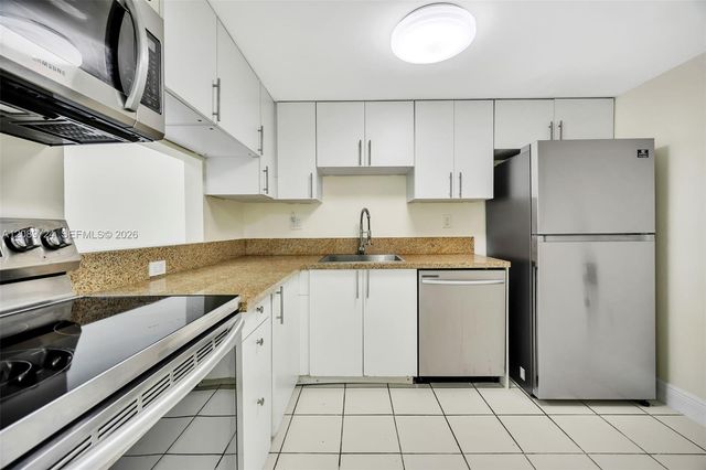 10525 SW 112th Avenue 113, Miami, FL 33176