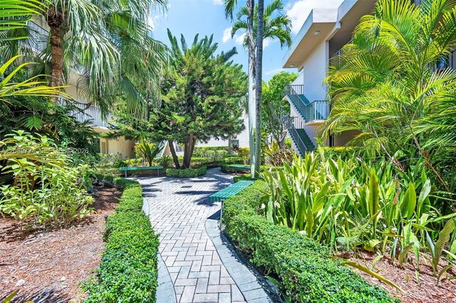 10525 SW 112th Avenue 113, Miami, FL 33176