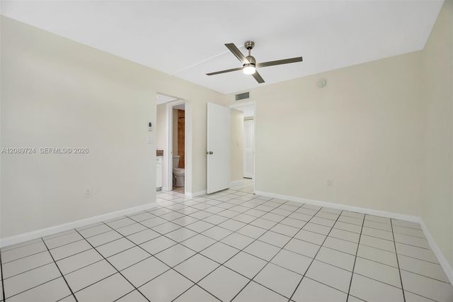 10525 SW 112th Avenue 113, Miami, FL 33176