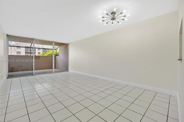 10525 SW 112th Avenue 113, Miami, FL 33176