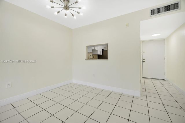 10525 SW 112th Avenue 113, Miami, FL 33176