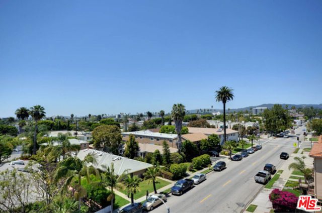 1530 S Centinela Avenue PH1, Los Angeles, CA 90025