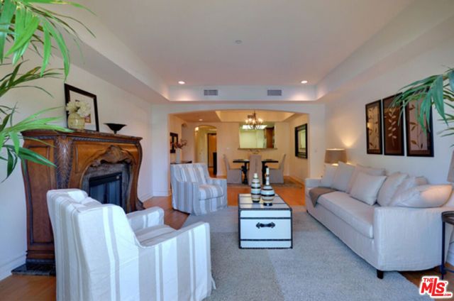 1530 S Centinela Avenue PH1, Los Angeles, CA 90025