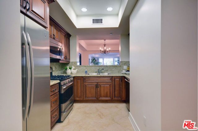 1530 S Centinela Avenue PH1, Los Angeles, CA 90025