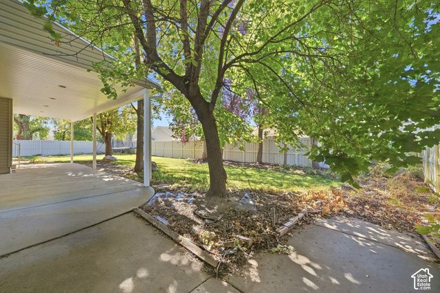 943 MEADOWLARK LN, West Bountiful, UT 84087