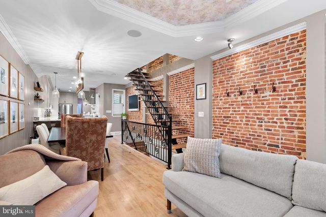 1812 S CHARLES ST, Baltimore, MD 21230