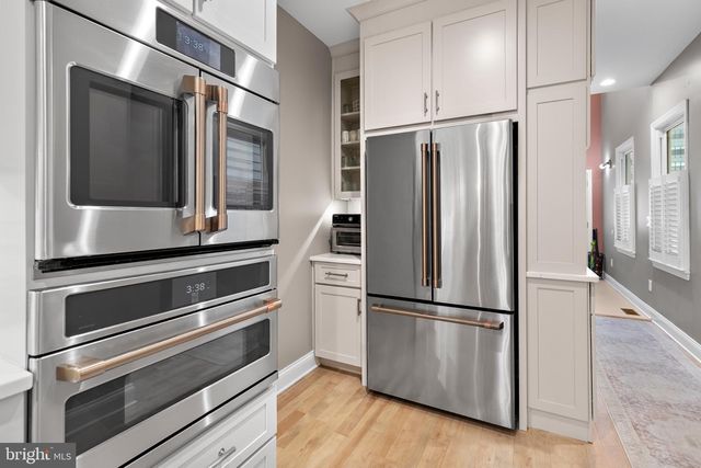 1812 S CHARLES ST, Baltimore, MD 21230