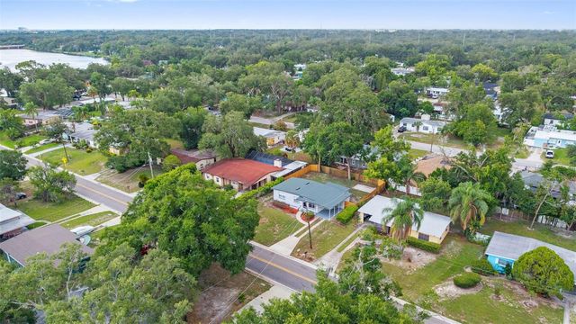 3009 E FLORA STREET, Tampa, FL 33610