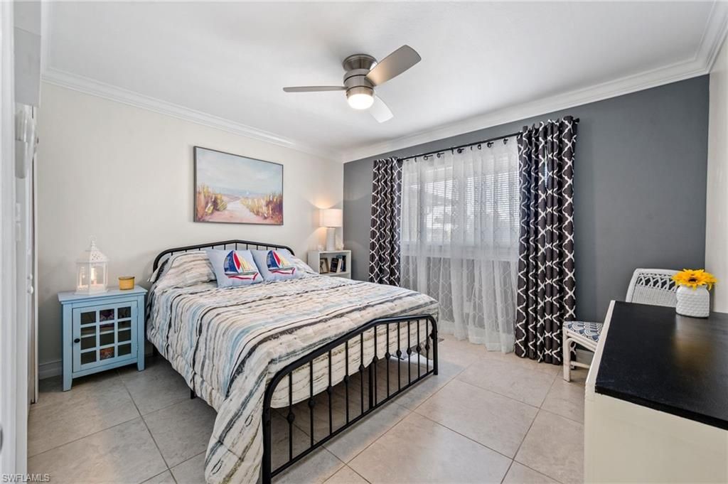 Image 13 of property listing at 1519 Cape Coral PKWY W # 9, Cape Coral, FL 33914