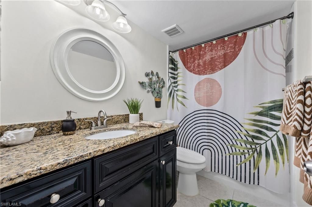 Image 14 of property listing at 1519 Cape Coral PKWY W # 9, Cape Coral, FL 33914