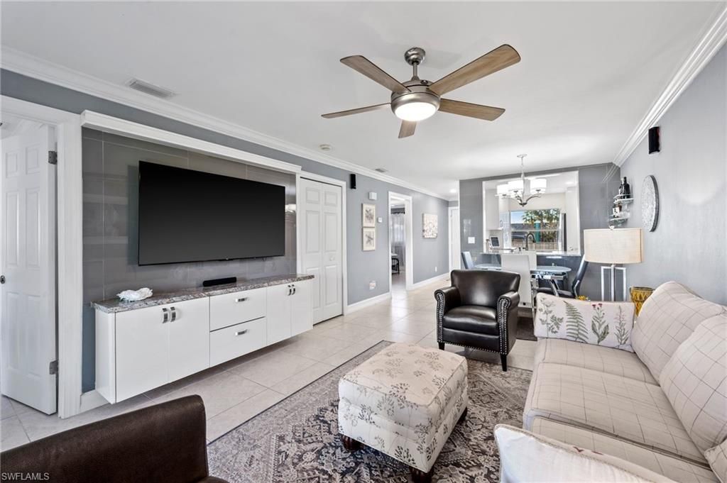 Image 15 of property listing at 1519 Cape Coral PKWY W # 9, Cape Coral, FL 33914