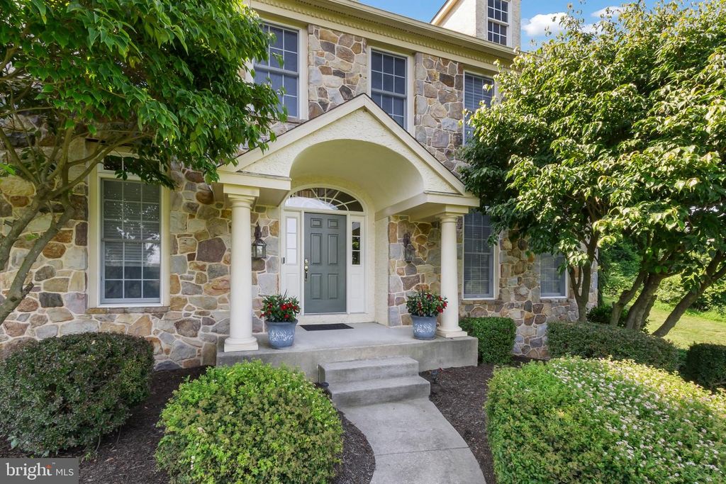 5 MISTY MEADOW DR, WEST CHESTER, PA 19382 — photo 2