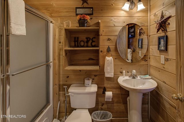 3640 Carsons Ridge Way, Sevierville, TN 37862