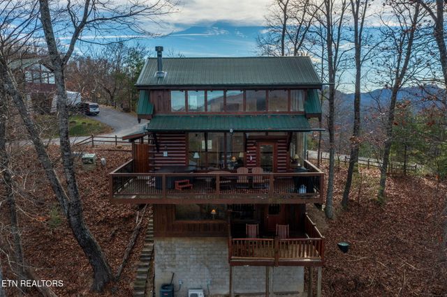 3640 Carsons Ridge Way, Sevierville, TN 37862