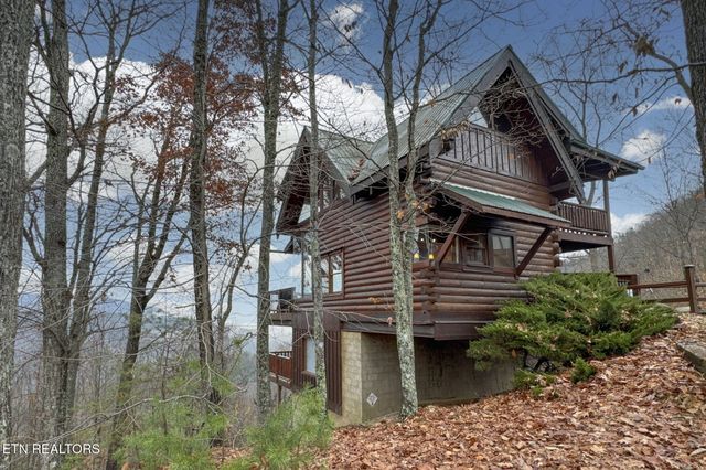 3640 Carsons Ridge Way, Sevierville, TN 37862