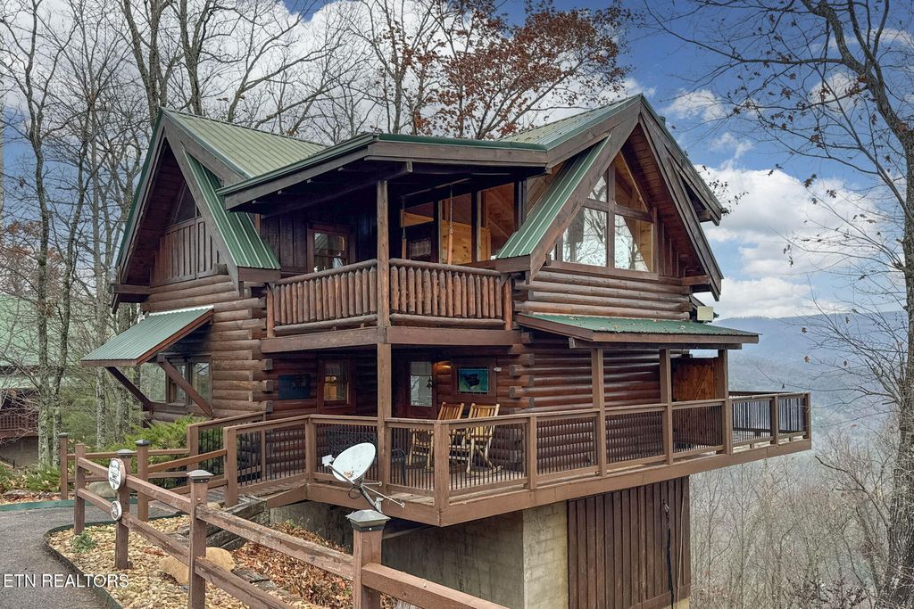 3640 Carsons Ridge Way, Sevierville, TN 37862