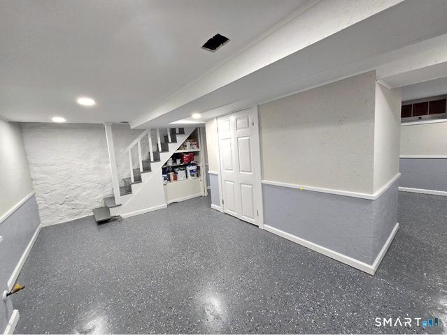 124 Woodbine Street, Waterbury, CT 06705