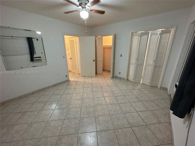 455 Golden Isles Dr 204, Hallandale Beach, FL 33009