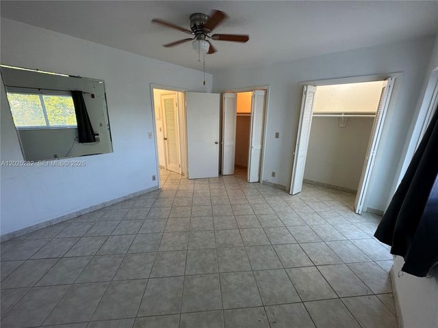 455 Golden Isles Dr 204, Hallandale Beach, FL 33009