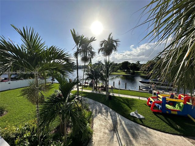 455 Golden Isles Dr 204, Hallandale Beach, FL 33009