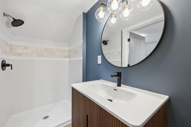 330-332 Loeffler Avenue, 330-332, Columbus, OH 43205