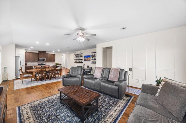 15014 Wiltshire Castle Ln, Humble, TX 77346